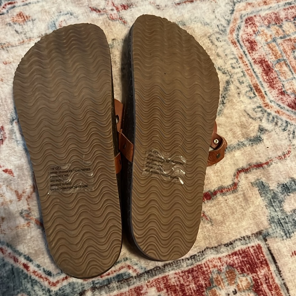 Sandals - Picture 2 of 2